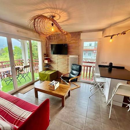 Grand Appartement - Piscine - Plage- Terrasse Saint-Jean-de-Luz Buitenkant foto